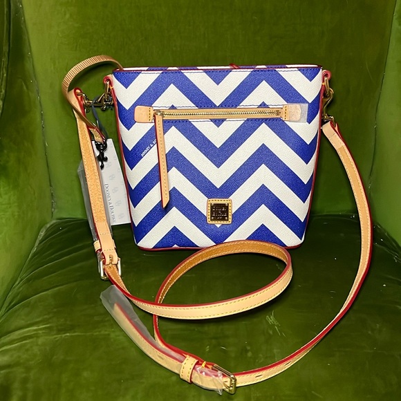 Dooney & Bourke Handbags - NWT Dooney & Bourke Chevron Crossbody Bag